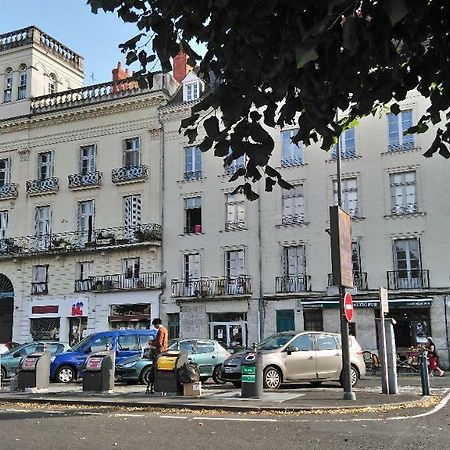 The Peaceful Corner In The Heart Of Saumur Appartement Buitenkant foto