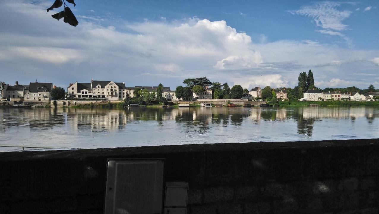 The Peaceful Corner In The Heart Of Saumur Appartement Buitenkant foto